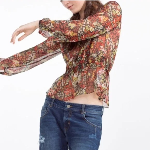 Zara Crossover Floral Blouse - Picture 1 of 4